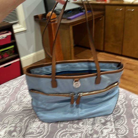 Brand new without tags purse. Excellent condition. - Picture 4 of 5